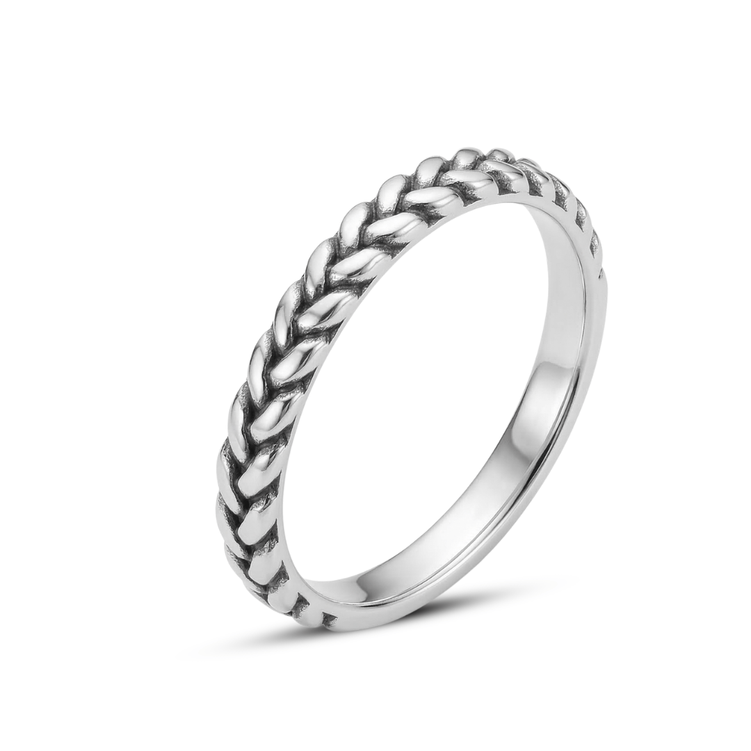 Anel Trançado Artesanal em Prata 925 com Oxidação – Modelo Lume