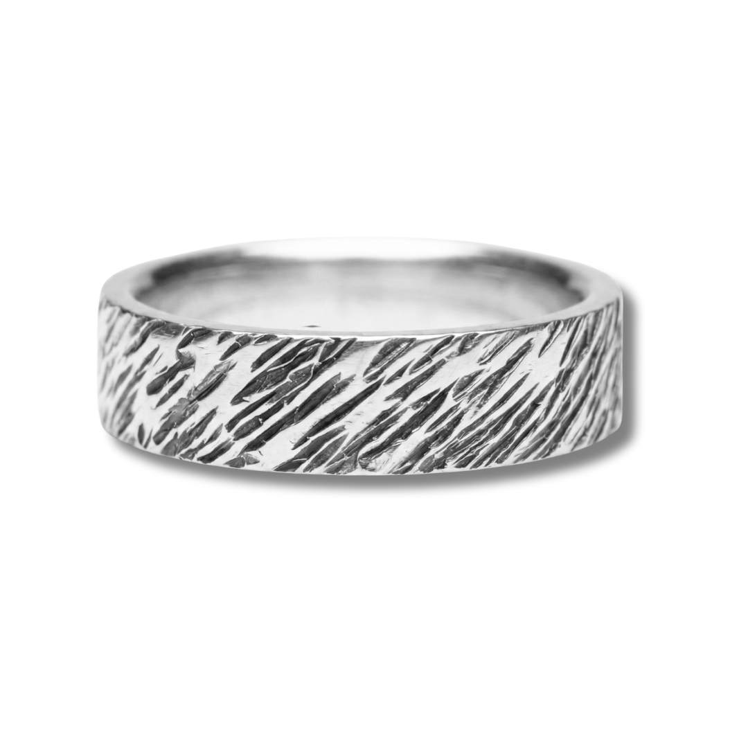 Anel Tempestade Fino 5mm em Prata 925 – Joia Artesanal Maktub Pratas