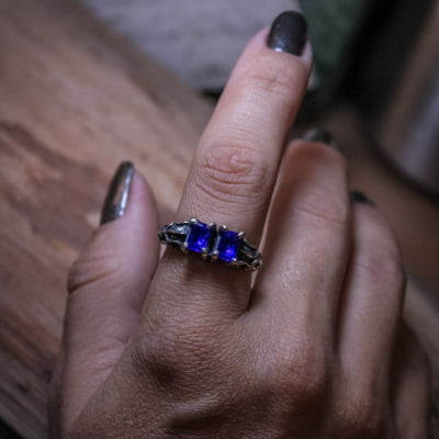 ANEL DRAGON STONE ZIRCÔNIA AZUL MARINHO PRATA 950