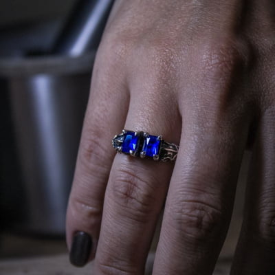 ANEL DRAGON STONE ZIRCÔNIA AZUL MARINHO PRATA 950