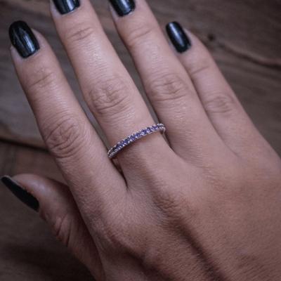 ANEL ETERNITY ZIRCÔNIA ROXA PRATA 925