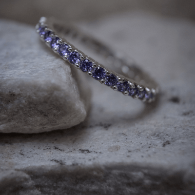 ANEL ETERNITY ZIRCÔNIA ROXA PRATA 925