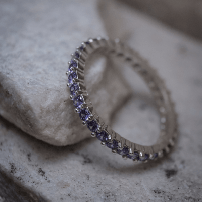ANEL ETERNITY ZIRCÔNIA ROXA PRATA 925