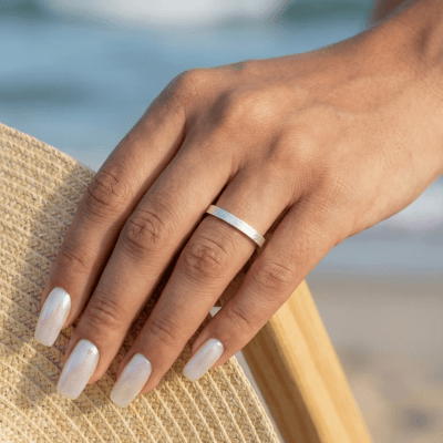 BLOOM - ANEL COM TEXTURA DIAMANTADA EM PRATA 925 BLOOM - ANEL COM TEXTURA DIAMANTADA EM PRATA 925