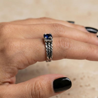 BONNY – Anel em Prata 925 com Zircônia Azul Marinho