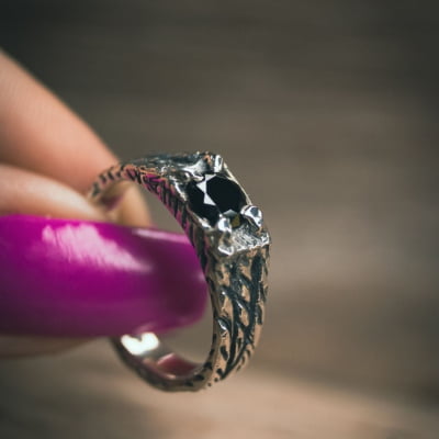 BONNY – Anel em Prata 925 com Zircônia Preta