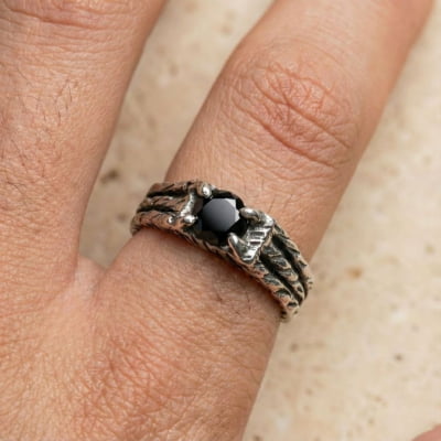 BONNY – Anel em Prata 925 com Zircônia Preta