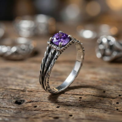 BONNY — Anel em Prata 925 com Zircônia Roxa