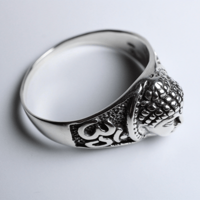 Buda – Anel Artesanal em Prata 925 com Detalhes Oxidados