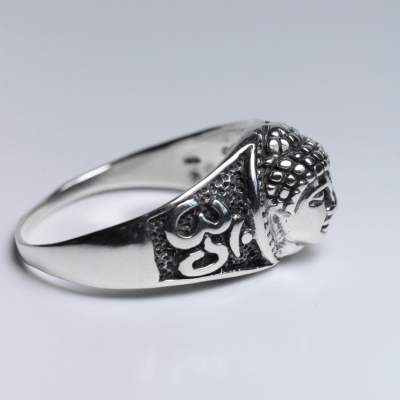 Buda – Anel Artesanal em Prata 925 com Detalhes Oxidados