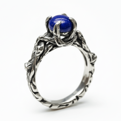 EDIÇÃO LIMITADA – ANEL WOOD MOON EM PRATA 925 COM PEDRA NATURAL LÁPIS LAZÚLI