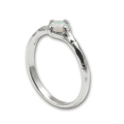 EDIÇÃO LIMITADA — Solitário Aurora em Prata 925 com Opala