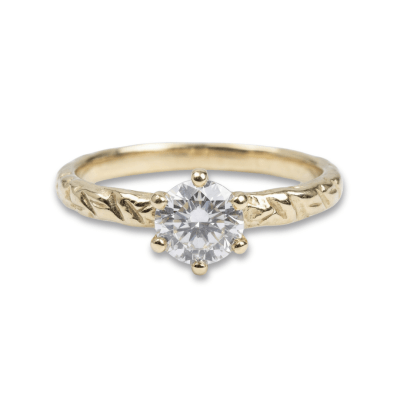 HELGA - ANEL SOLITÁRIO EM OURO AMARELO 10 K COM ZIRCÔNIA BRANCA