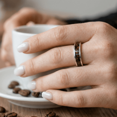 MOSAICO – ANEL DE PRATA 925 COM MOSAICO DE GRÃOS TORRADOS DE CAFÉ