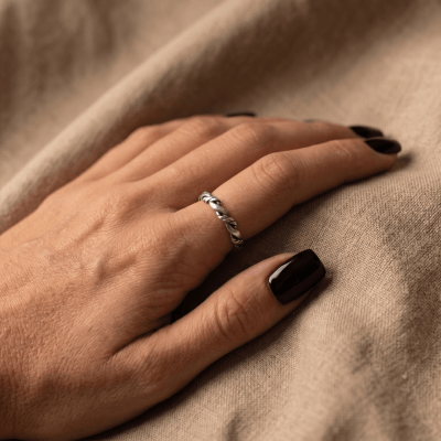 Anel Nordic Rope Fino em Prata 925 – Joia Artesanal Maktub Pratas