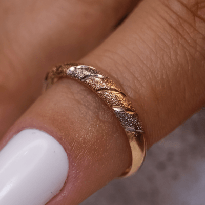 PEÇA ÚNICA ANEL TRIGOLD SLIM OURO AMARELO, BRANCO E ROSE 18K