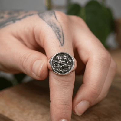 São Jorge Ogum - Anel Artesanal em Prata 925 com Oxidação