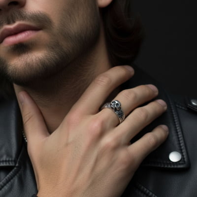Skull – Anel Caveira em Prata 925