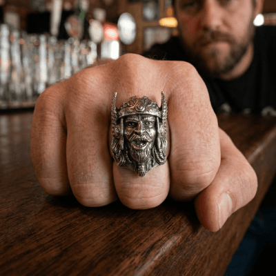 THOR – ANEL EM PRATA 925 OXIDADA FEITO À MÃO