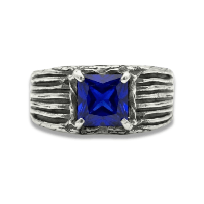 Anel Donnovan em Prata 925 com Zircônia Azul Marinho Quadrada Anel Donnovan em Prata 925 com Zircônia Azul Marinho Quadrada