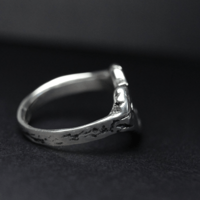 Coração Chorando – Conjunto Anel e Pingente Retrô em Prata 925 com Oxidação