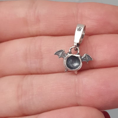 HALLOWEEN – PINGENTE CALDEIRÃO ALADO EM PRATA 925