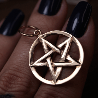 PENTAGRAMA - PINGENTE EM OURO 14K
