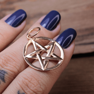 PENTAGRAMA - PINGENTE EM OURO 18K