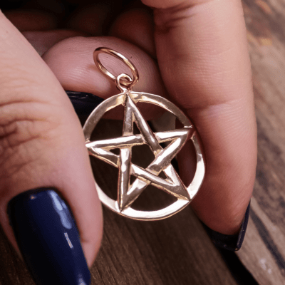 PENTAGRAMA - PINGENTE EM OURO 18K