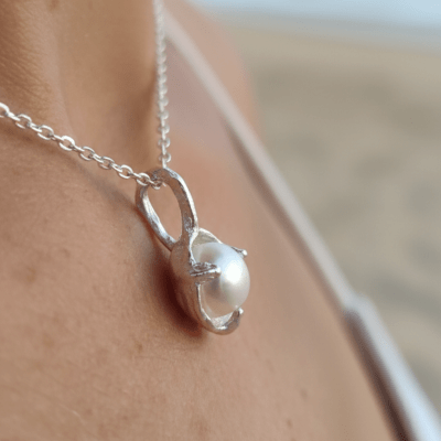 Pingente em Prata 925 com Pérola Natural de Água Doce – Edição Limitada