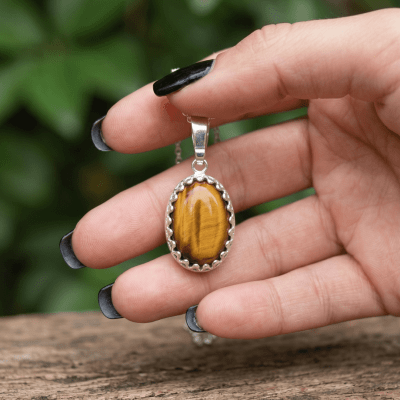 Pingente Oval Pedra Natural Olho de Tigre em Prata 925 Legítima