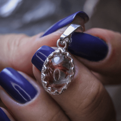 PEÇA ÚNICA PINGENTE  OVAL PEDRA NATURAL CRISTAL RUTILADO PRATA 950 