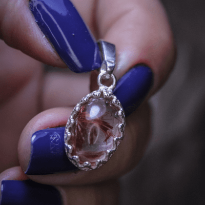 PEÇA ÚNICA PINGENTE  OVAL PEDRA NATURAL CRISTAL RUTILADO PRATA 950 