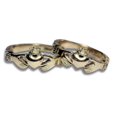 CLADDAGH – PAR DE ALIANÇAS MODELO IRLANDES THIN EM OURO AMARELO 10 K