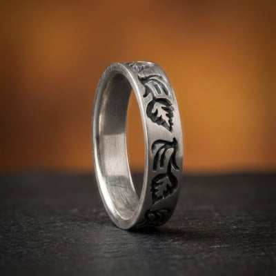 IVY — Par de Alianças Folhas em Prata 925 com Oxidação