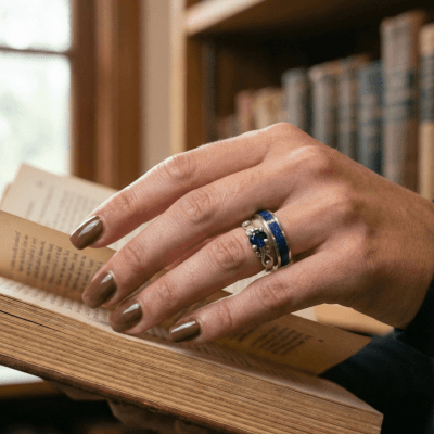 Mosaico Duo – Conjunto em Prata 925 com Lápis-Lazúli Natural e Solitário Frigg com Zircônia Azul-Marinho