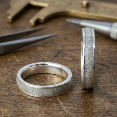 Mosaico – Par de Alianças em Prata 925 com Mosaico de Pedra Natural Água-Marinha