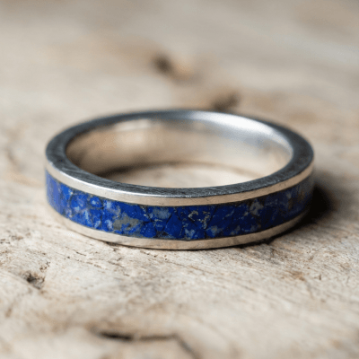 Mosaico – Par de Alianças em Prata 925 com Mosaico de Pedra Natural Lápis-Lazúli