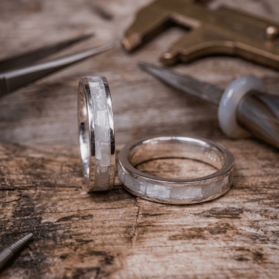 Par de Alianças de Prata 925 Mosaico Selenita Branca