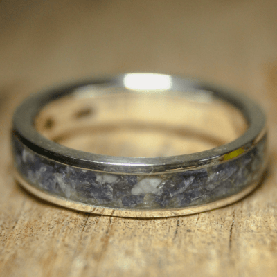 Par de Alianças em Prata 925 com Pedra Natural Sodalita – Mosaico