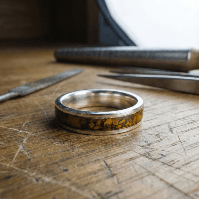 Conjunto em Prata 925 com Olho de Tigre Natural e Solitário Frigg com Zircônia Champagne – Mosaico Trio