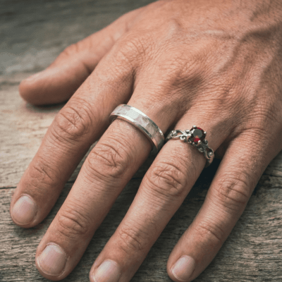 Conjunto em Prata 925 com Quartzo Rosa Natural e Solitário Frigg com Zircônia Vermelha – Mosaico Trio