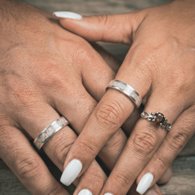 Conjunto em Prata 925 com Quartzo Rosa Natural e Solitário Frigg com Zircônia Vermelha – Mosaico Trio