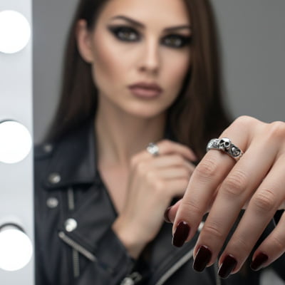 Par de Alianças Caveira Skull Love em Prata 925