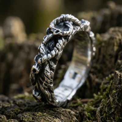 Wood – Par de Alianças Modelo Largo Esculpido em Prata 925