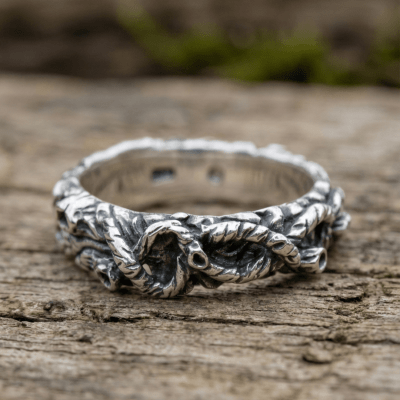 Wood – Par de Alianças Modelo Largo Esculpido em Prata 925