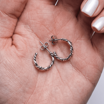 Brinco Argola Pequena Nordic Rope em Prata 925